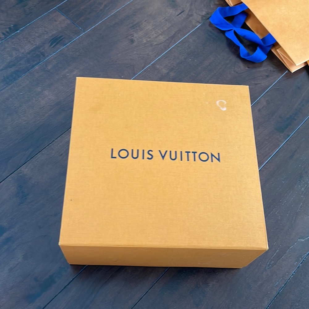Louis Vuitton gift box